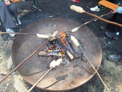 Stockbrot und Marshmallows